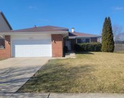 8216 Paddington Road, Woodridge image