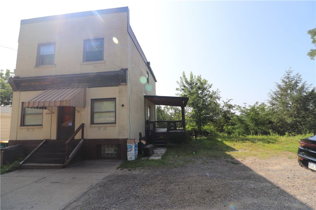 303 Ave, Ross Twp, 15214