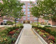 120 E Hartsdale Avenue Unit #4P, Hartsdale image