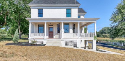 590 Chestnut Hill Rd, York