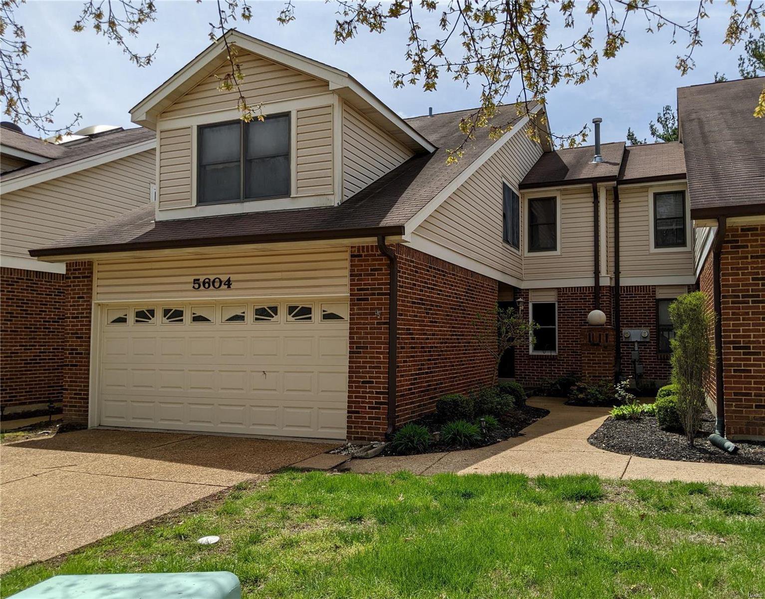 5604 Duchesne Parque, St Louis, 63128