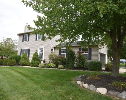 777 BRICK, South Lyon