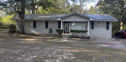 706 Candy Ln, Cantonment