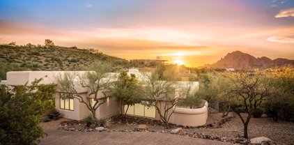 6097 N Paradise View Drive, Paradise Valley