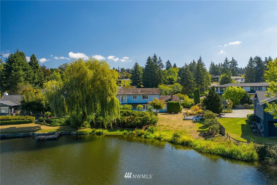 1411 86th Avenue NE, Clyde Hill, 98004