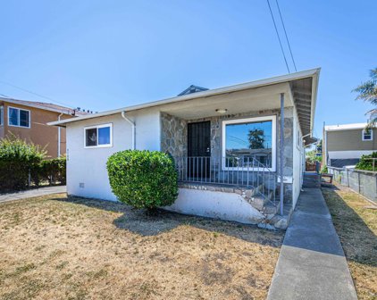 9707 Walnut st, Oakland