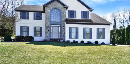 829 Heritage Hills Dr, York