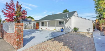 3279 Hoover ST, Redwood City