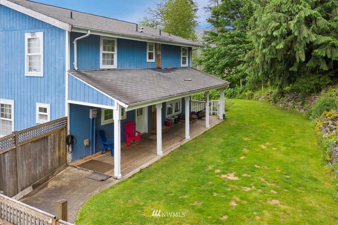 1552 Greenbriar Lane, Carbonado, 98323