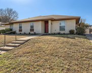 6932 Winchester  Place, Fort Worth image