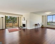 1808 Old Meadow Rd Unit #1114, Mclean image