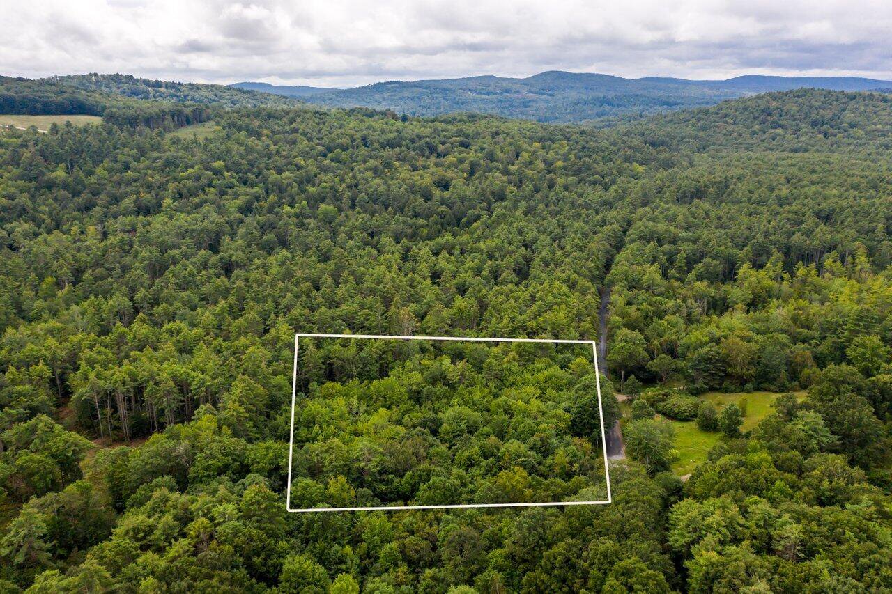 M R04 L 16 Long Pond Road, Cornish, 04020