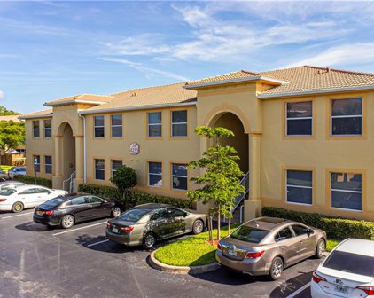 4233 Bellasol Cir Unit 1821, Fort Myers