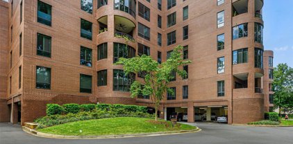 816 Cherokee  Road Unit #H, Charlotte