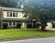 27 Colonial Acres Drive, Hampton East image