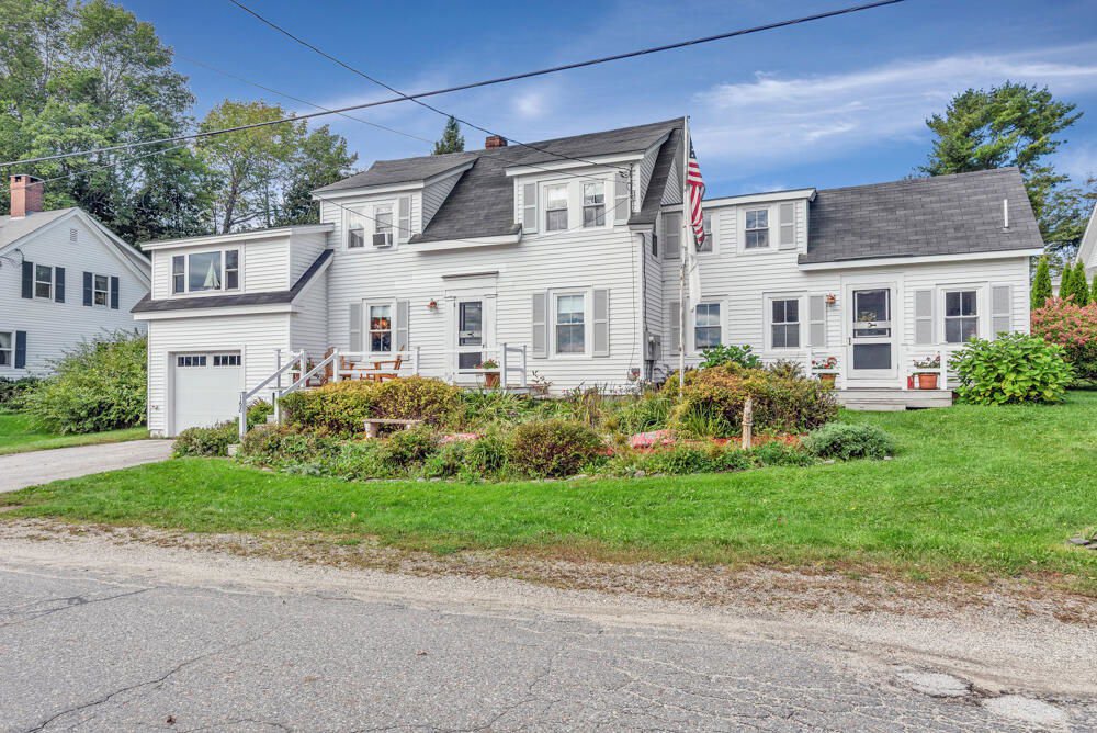 168 Perkins Street, Castine, 04421