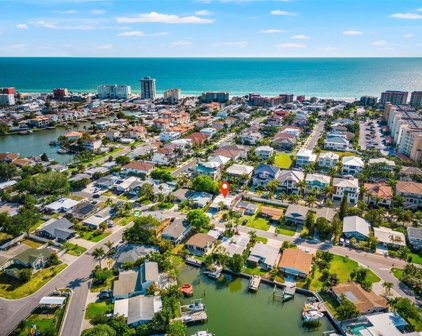 17606 1st Street E, Redington Shores