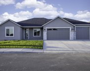 8613 Dusty Maiden Dr, Pasco image