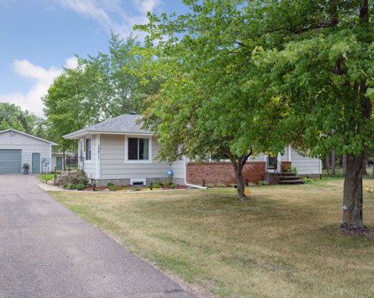 13411 Bradley Boulevard, Becker