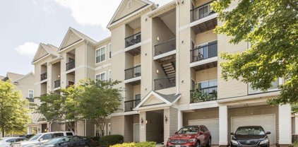 5123 Travis Edward Way Unit #5123B, Centreville