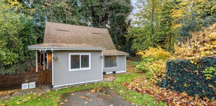 9336 56th Avenue S, Seattle