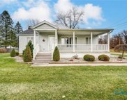 811 Wintergarden, Bowling Green image