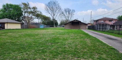 2220 Plunkett Street, Deer Park