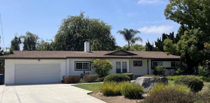 1945 Avenida Del Diablo, Escondido