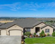 1714 Meadow Hills Drive, Richland image