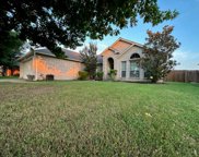 102 Chesterfield  Circle, Waxahachie image