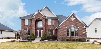 25855 Hunters, Lyon Twp