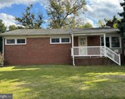 140 Powhattan Ave, Essington image
