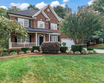 250 Forest Walk  Way, Mooresville