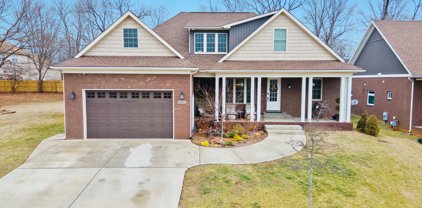 10507 Holly Berry Dr, Louisville