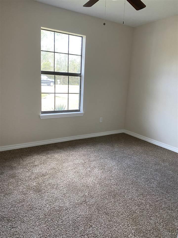 1327 Dog Track Rd, Pensacola FL 32506, Property Listing 582564,