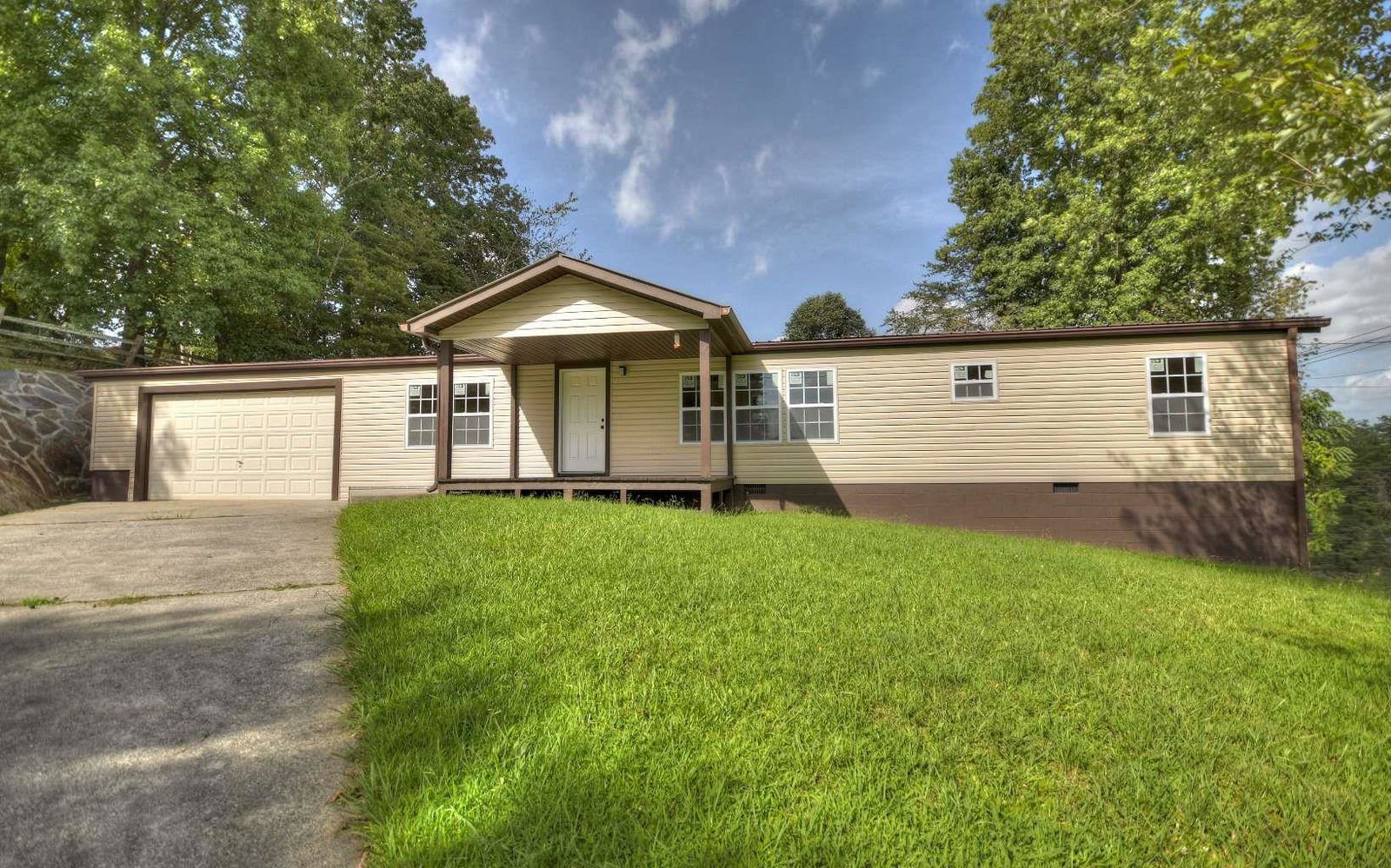 23 Orchard Boulevard, Blue Ridge, 30513