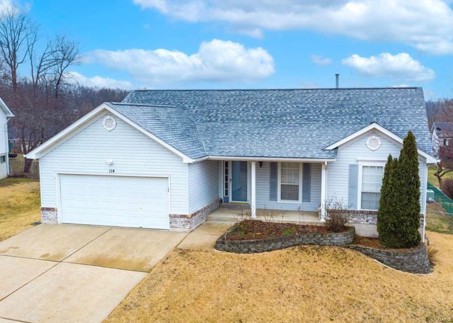 114 Greenbrier Boulevard, Festus, 63028