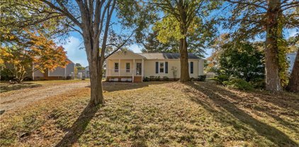 6349 Sledds Lake Road, Mechanicsville