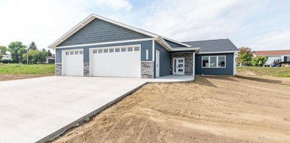 1109 Lakota Place NE, Mandan