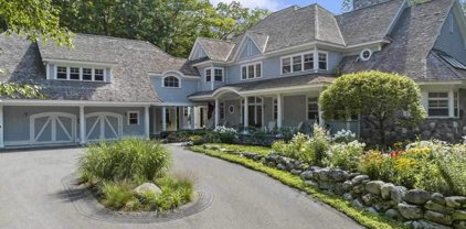 6338 and 6346 Trillium Trail, Harbor Springs