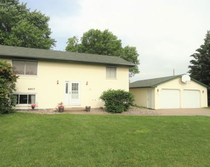 6977 Centerville Road, Centerville