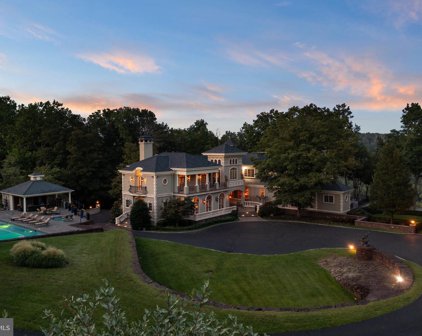254 Cafferty Rd, Pipersville