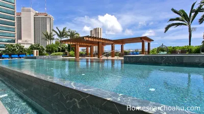 One Ala Moana Pool