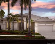 2348 Quail Roost Dr, Weston image