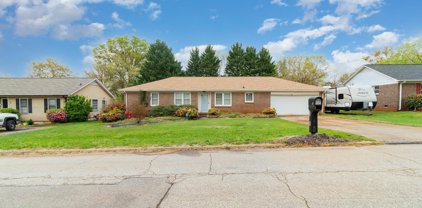 15 Berea Forest Circle, Greenville