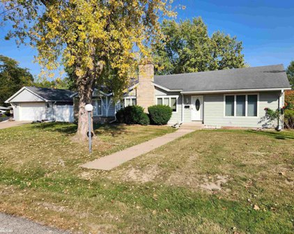 2  Carter  Court, Ottumwa
