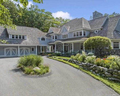 6338 and 6346 Trillium Trail, Harbor Springs