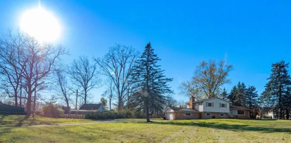 25115 MARTINDALE, South Lyon