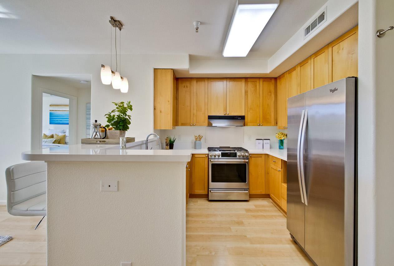 19503 Stevens Creek Blvd 328, Cupertino, 95014