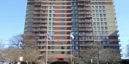 801 N Pitt St Unit #117, Alexandria